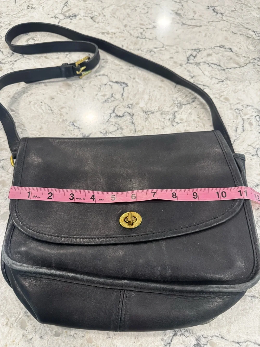Vtg Coach 9790 Black City Shoulder Cross Body Bag Purse Leather-Brass Turn lock